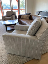 Dakota Chair by Paul Robert