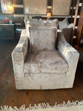 Darcy Swivel Chair