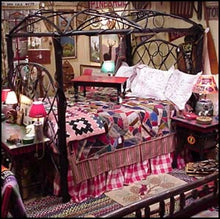 Genesee River Canopy Bed