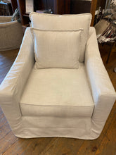 Darcy Swivel Chair