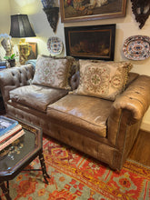 Tannery 1148-76 Chesterfield Love Seat