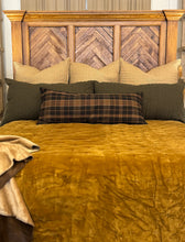 Pine Glen Bed