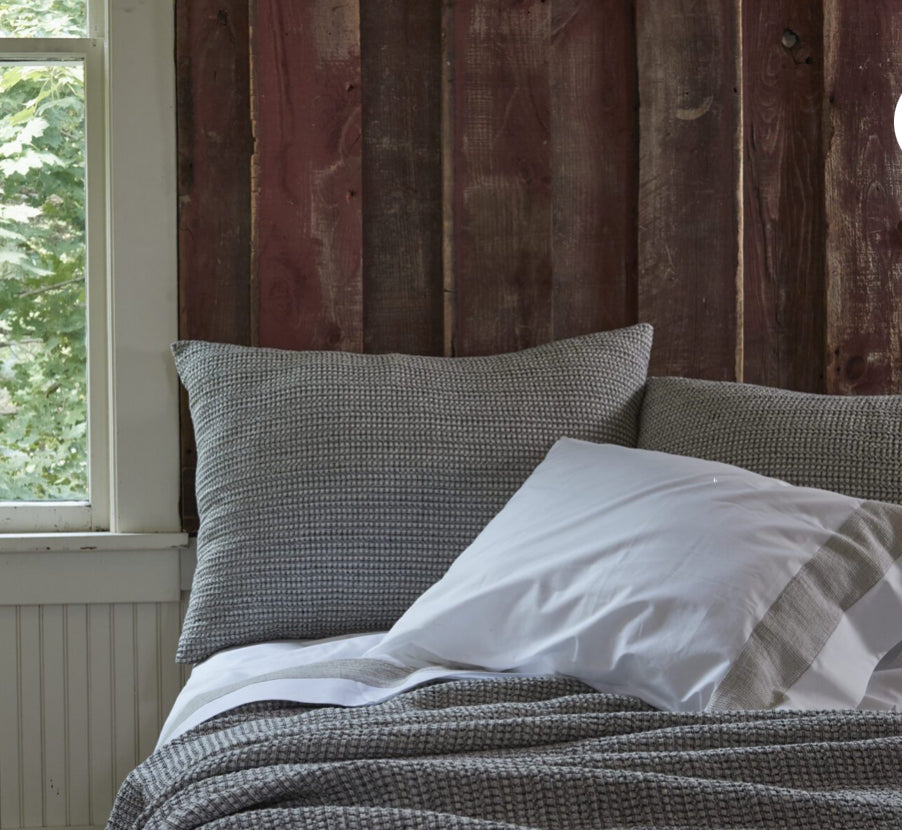 Jenna Blanket by Traditions