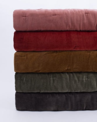 Roan Bedding Collection by Amity Home